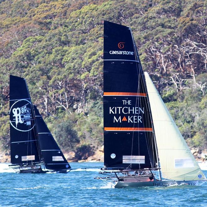 The two leaders until the wind shift on the last lap ©  Frank Quealey / Australian 18 Footers League